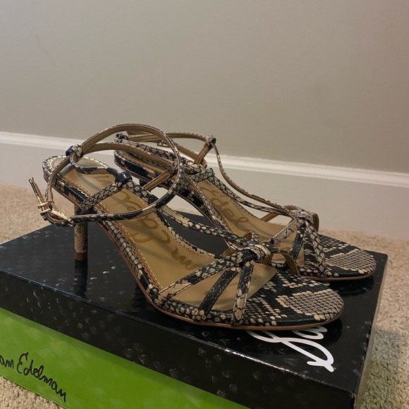 Sam Edelman Pippa Kitten Heeled Sandal - Picture 2 of 6